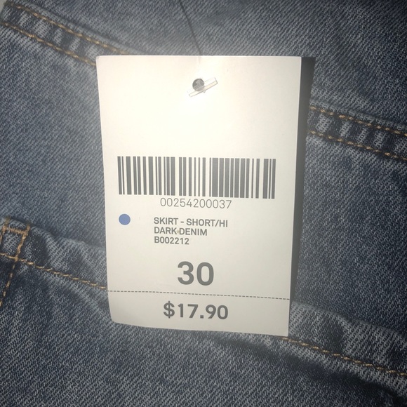 Forever 21 Denim skirt - Picture 3 of 4